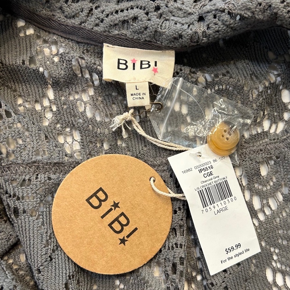NWT Bibi buckle Large charcoal gray lace button long sleeve shirt whimsy - Picture 3 of 6
